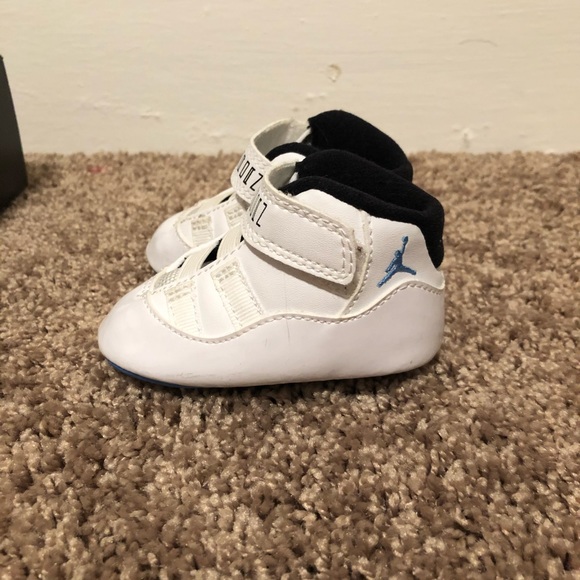 soft bottom jordan 11s